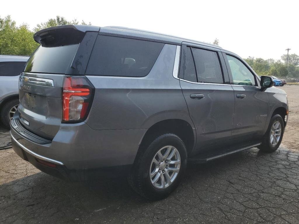 2021 Chevrolet Tahoe LS photo 3