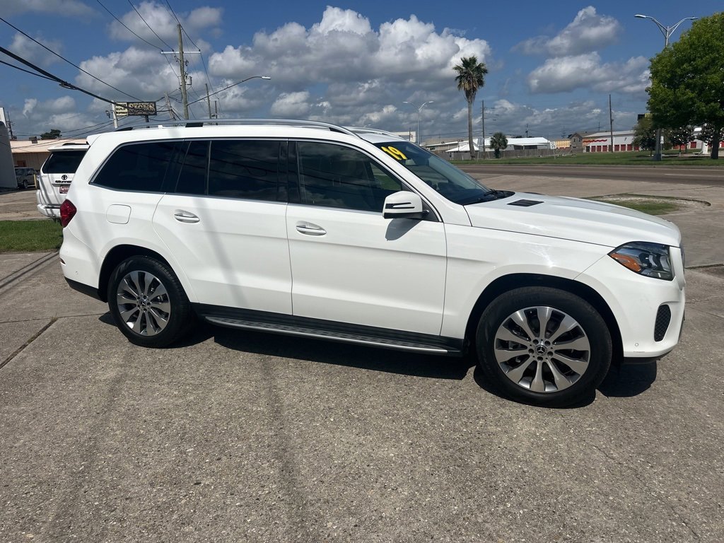 2019 Mercedes Benz GLS 450 4MATIC photo 4
