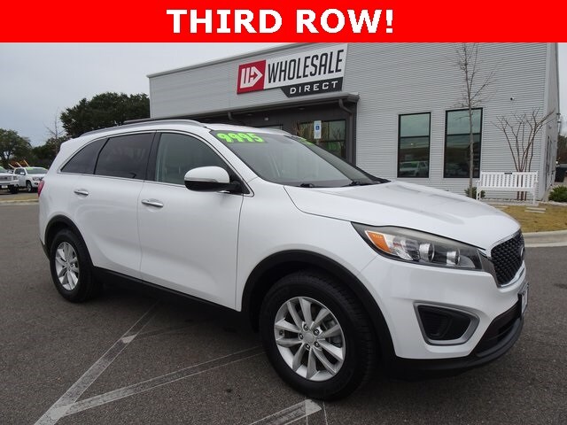 2016 Kia Sorento LX's photo
