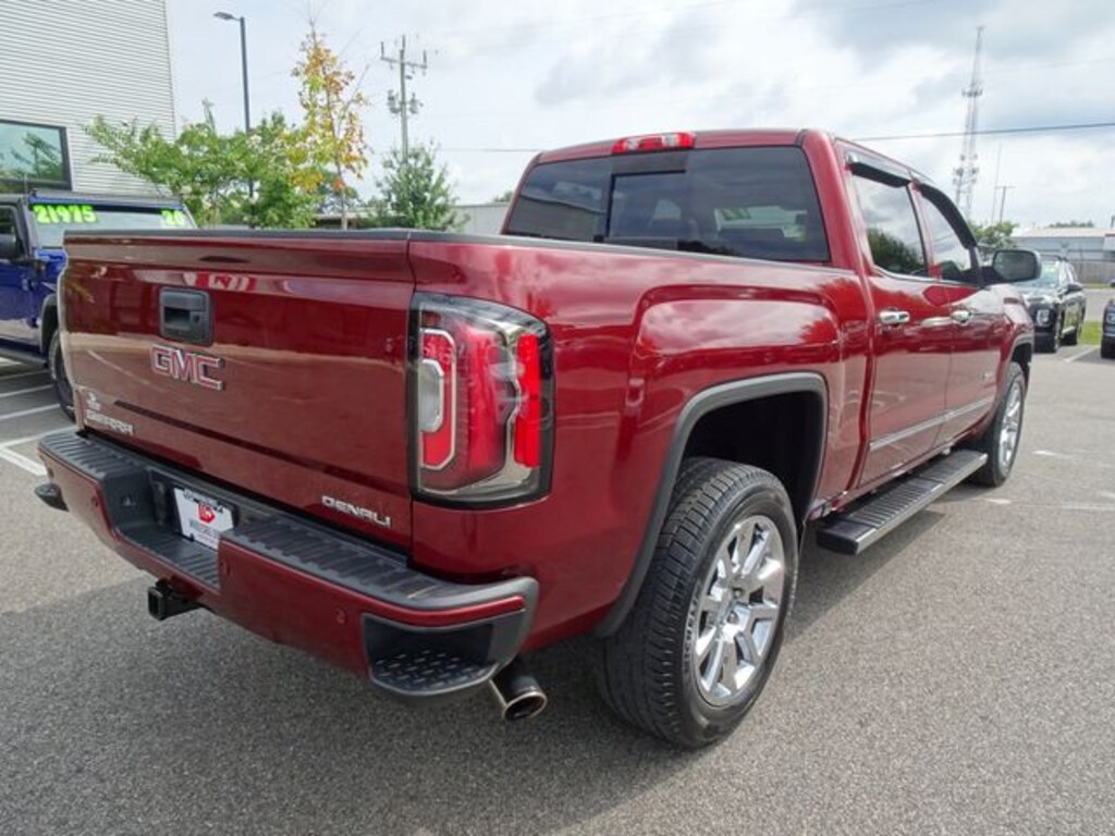 Used 2017 GMC Sierra 1500 Denali Truck Crew Cab