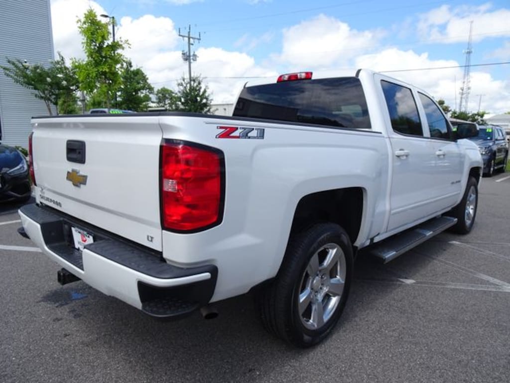 Used 2018 Chevrolet Silverado 1500 LT Truck Crew Cab