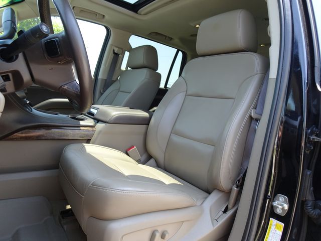 2019 Chevrolet Tahoe LT - Photo 11