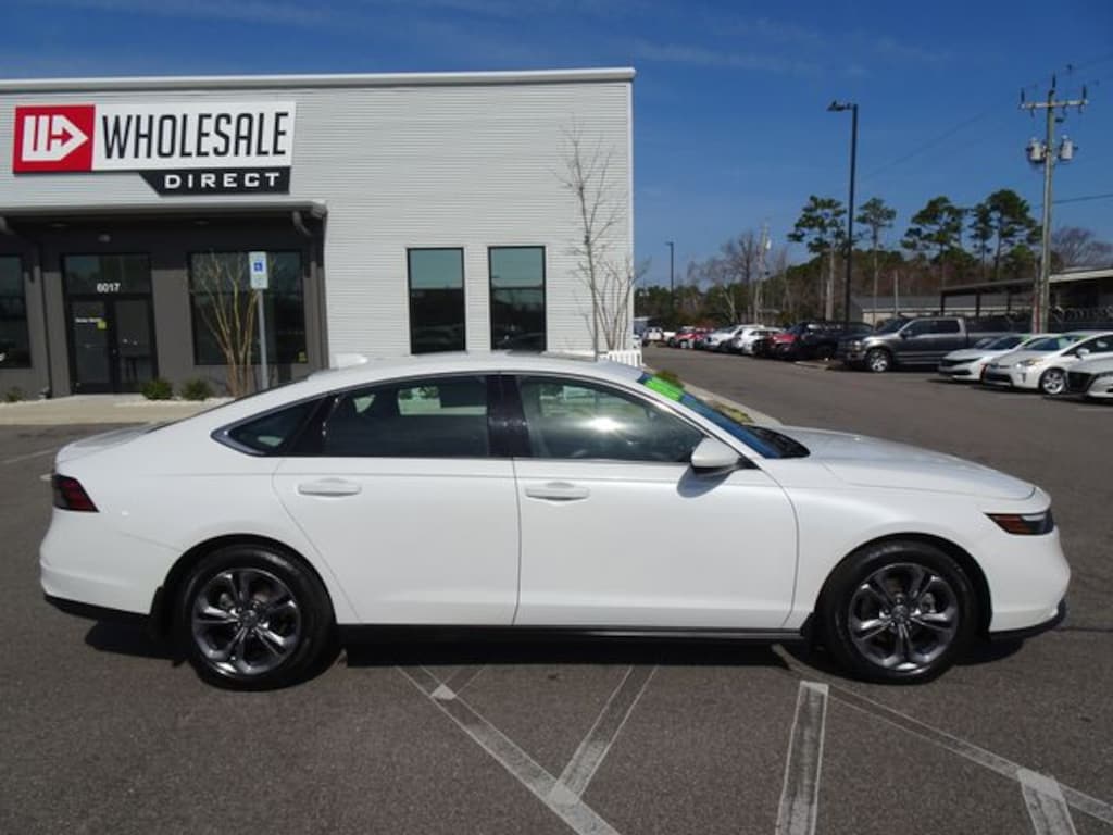 Used 2023 Honda Accord EX Sedan