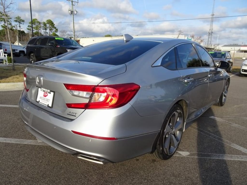 Used 2020 Honda Accord Touring 2.0T Sedan