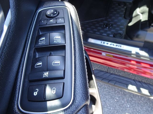 2020 RAM Ram 1500 Pickup Laramie - Photo 13