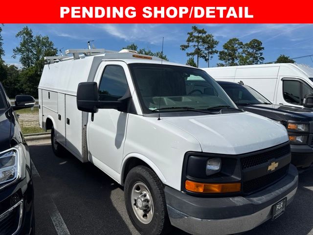 2015 Chevrolet Express 3500 139" WB's photo