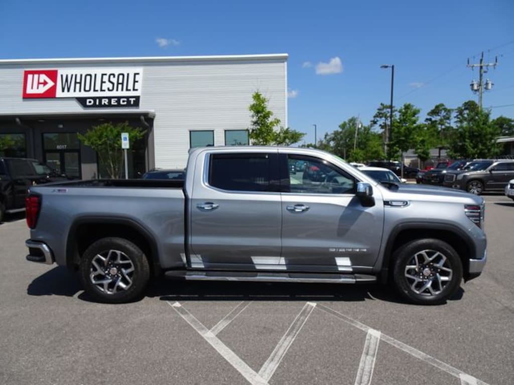Used 2023 GMC Sierra 1500 SLT Truck Crew Cab