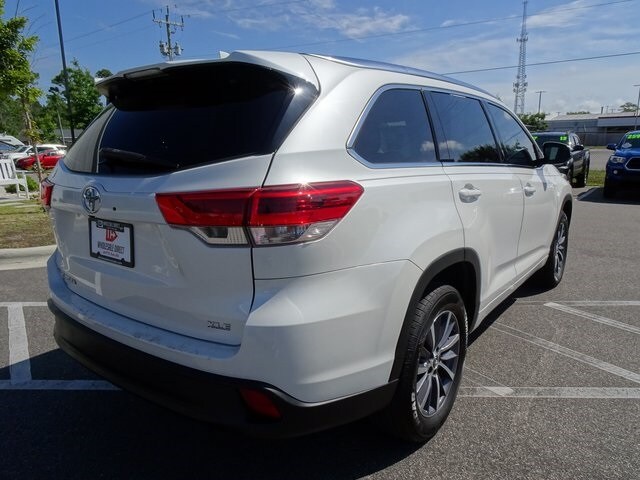 2018 Toyota Highlander XLE photo 3