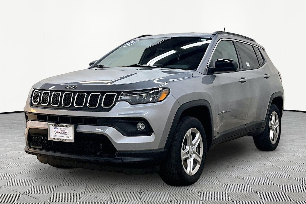 Used 2023 Jeep Compass Latitude SUV