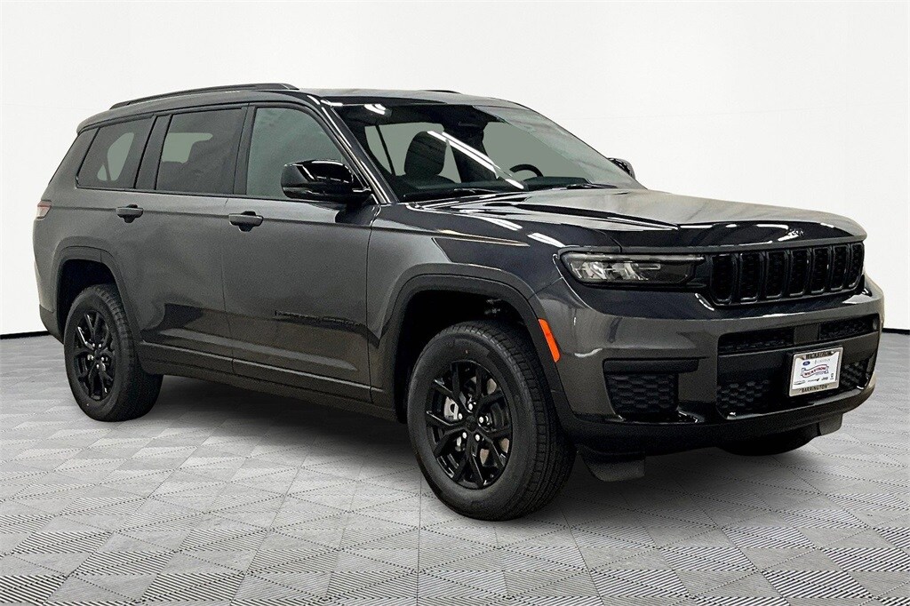 2025 Jeep Grand Cherokee Altitude X photo 2