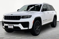 New 2027 Jeep Grand Cherokee Laredo Altitude Sport Utility Barrington Illinois