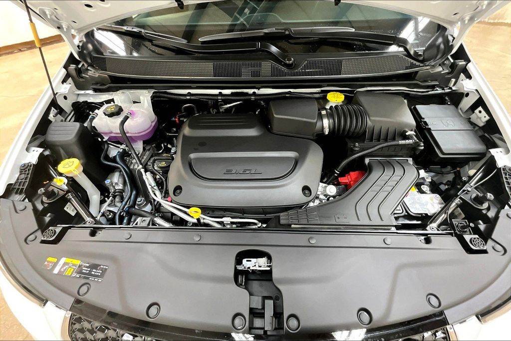 2026 Chrysler Pacifica Select - Photo 14