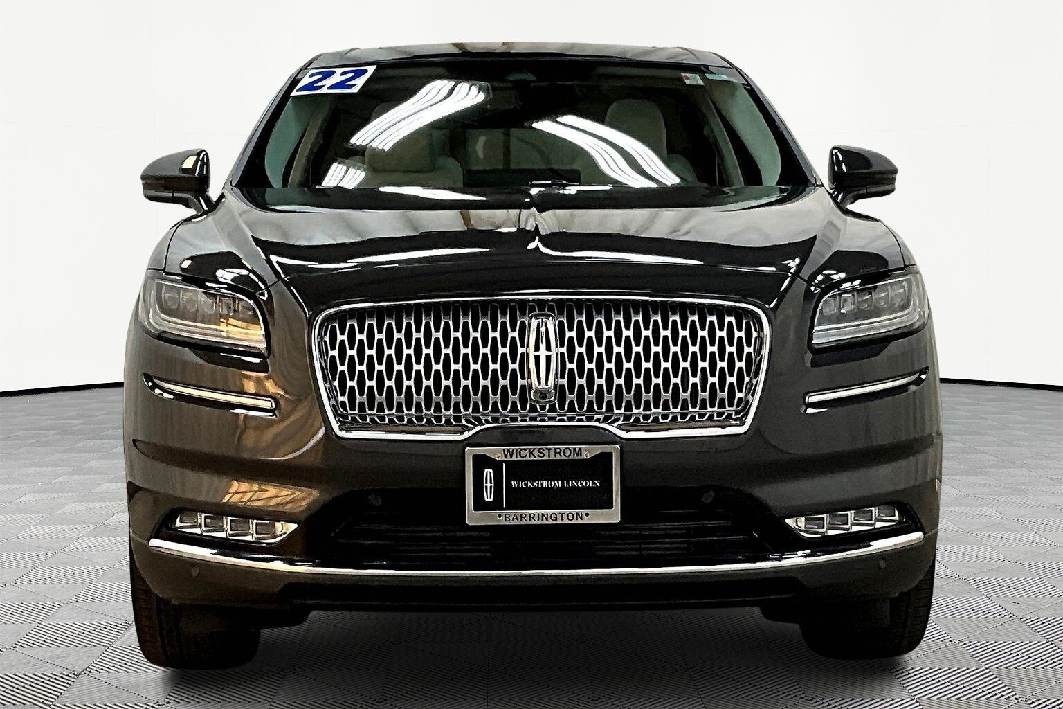 2022 Lincoln Nautilus Black Label photo 2
