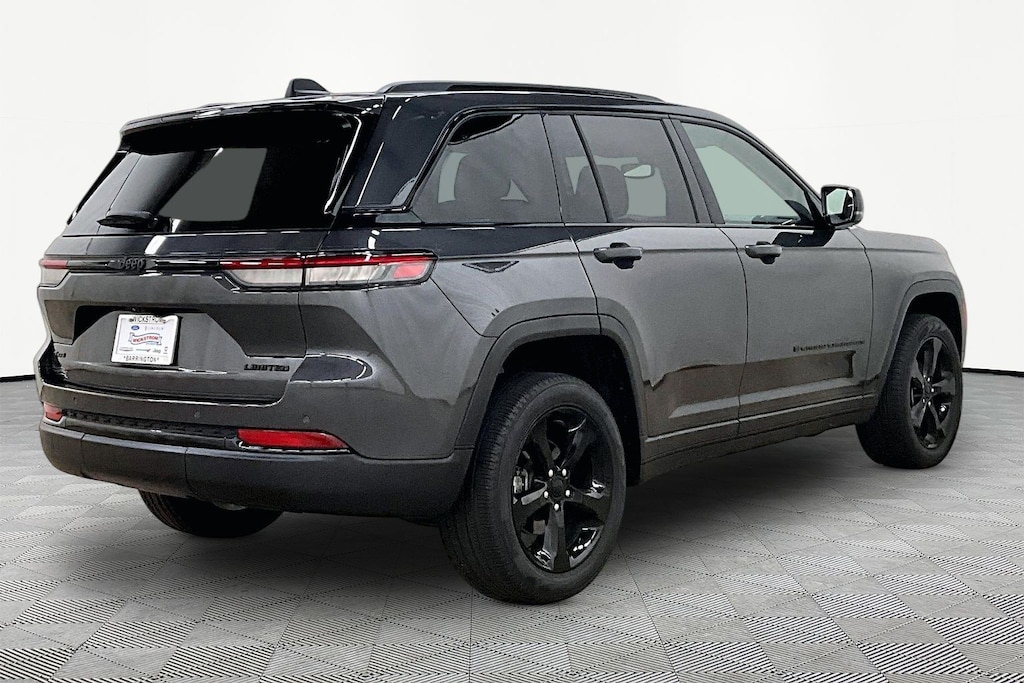 Used 2023 Jeep Grand Cherokee Limited SUV