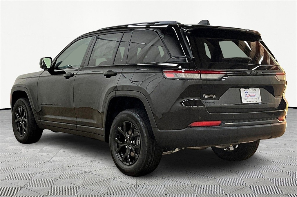 New 2025 Jeep Grand Cherokee ALTITUDE X 4X4 Sport Utility
