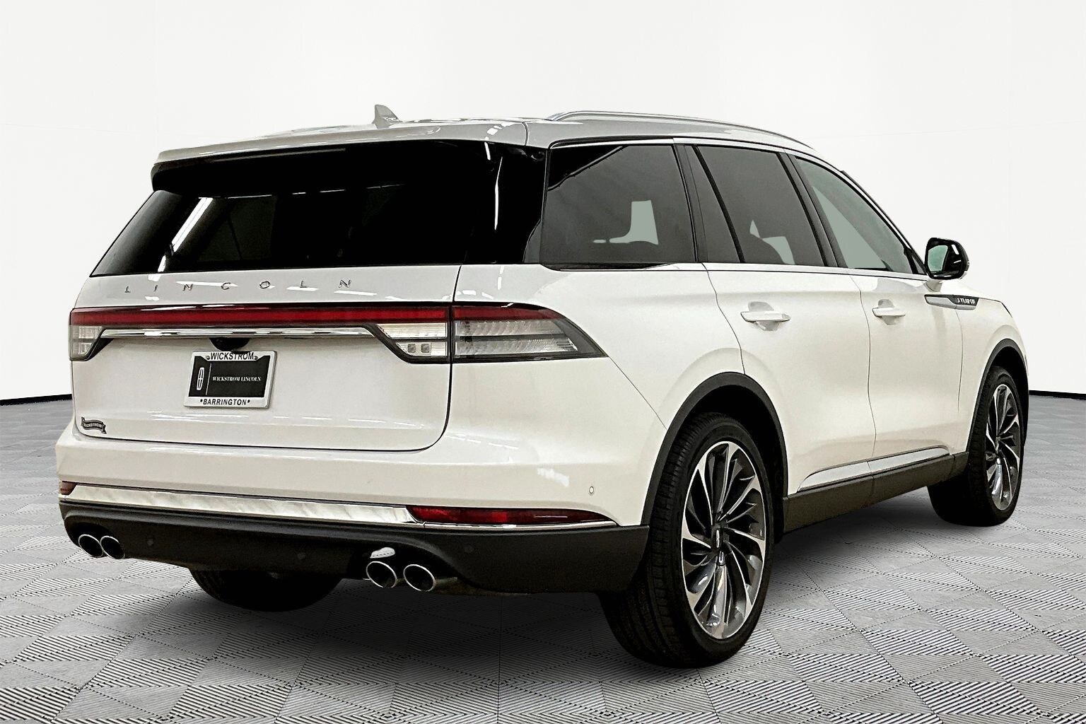 2021 Lincoln Aviator Reserve photo 2