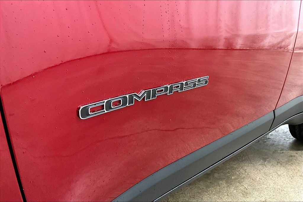 2026 Jeep Compass Limited - Photo 11
