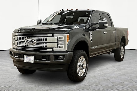 Used 2019 Ford F-250SD Platinum Truck Crew Cab Barrington Illinois