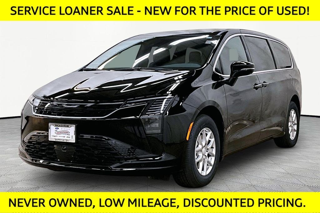 New 2027 Chrysler Pacifica Select Passenger Van