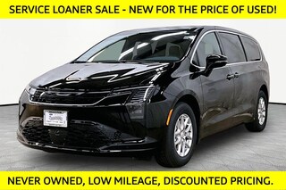 2027 Chrysler Pacifica SELECT Passenger Van