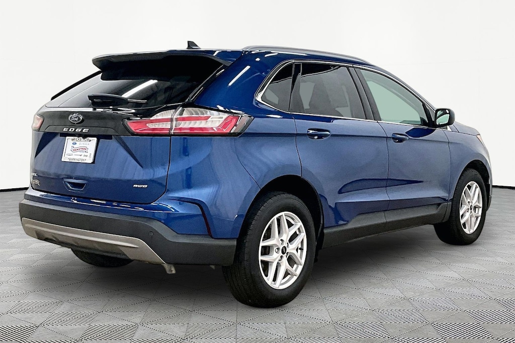 Used 2024 Ford Edge SEL SUV