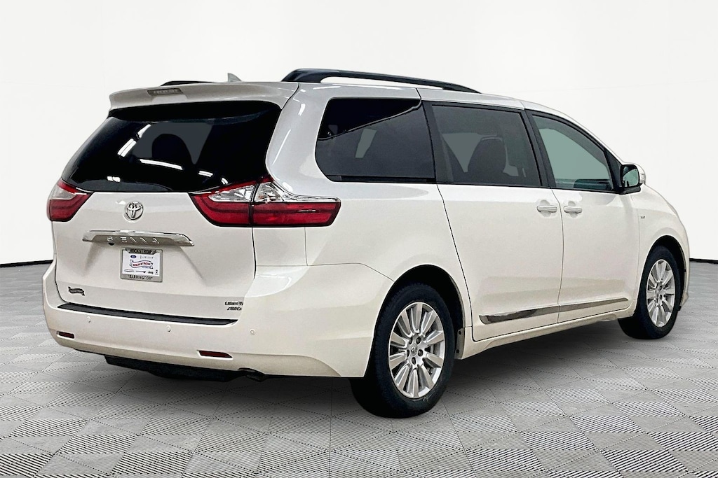 Used 2017 Toyota Sienna Limited Van