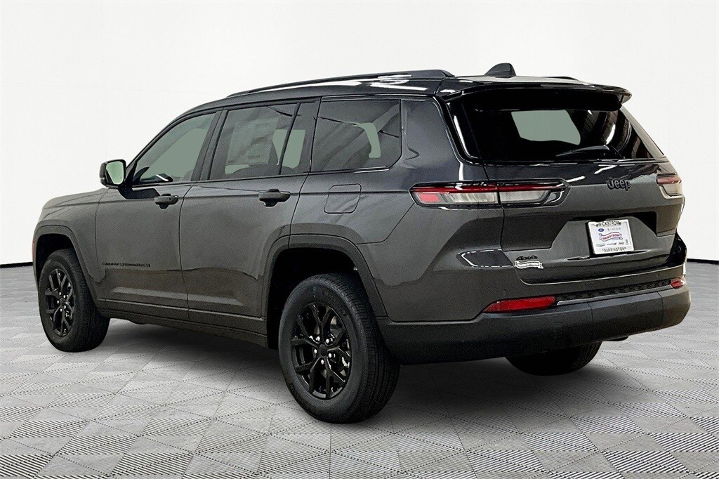 2025 Jeep Grand Cherokee Altitude X photo 3