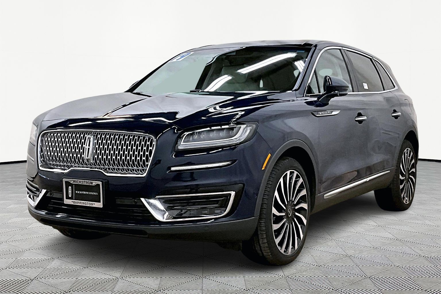 2019 Lincoln Nautilus Black Label's photo