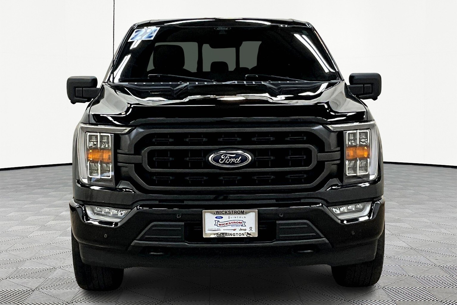 2022 Ford F-150 XLT photo 2