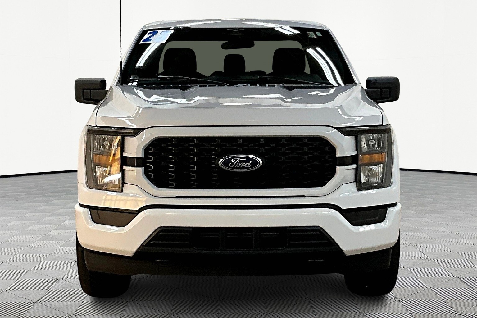 2023 Ford F-150 XL photo 3