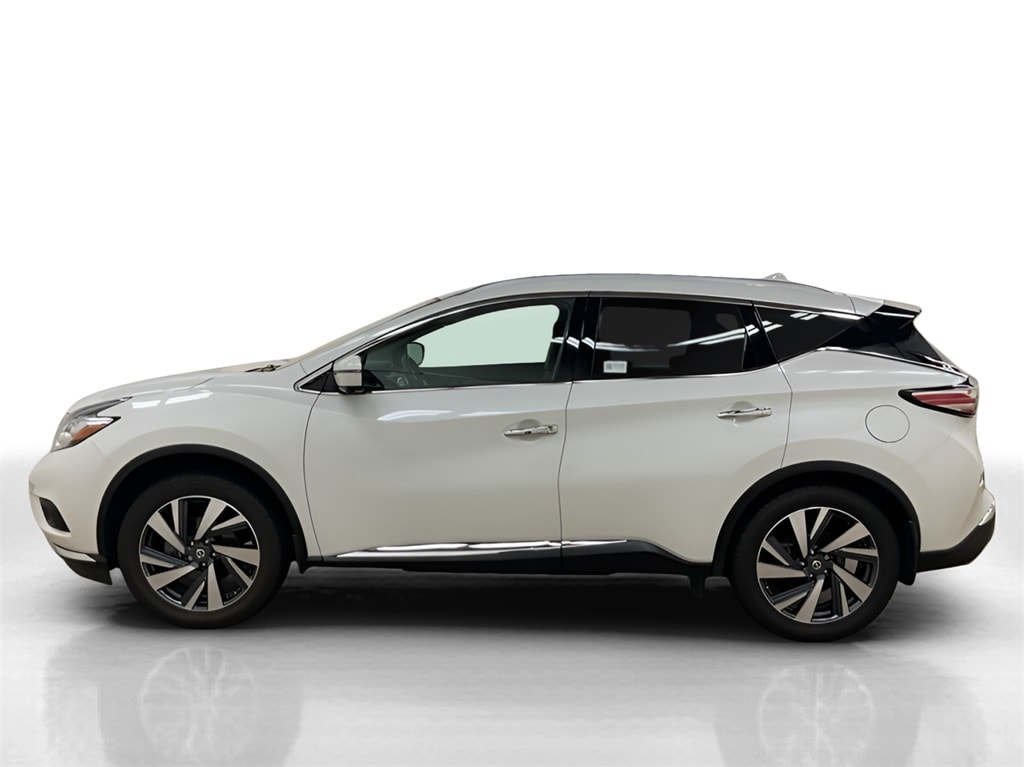 Used 2017 Nissan Murano Platinum with VIN 5N1AZ2MH3HN163645 for sale in Barrington, IL