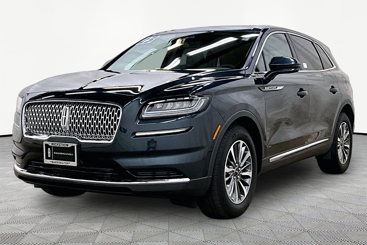 2023 Lincoln Nautilus Reserve AWD's photo