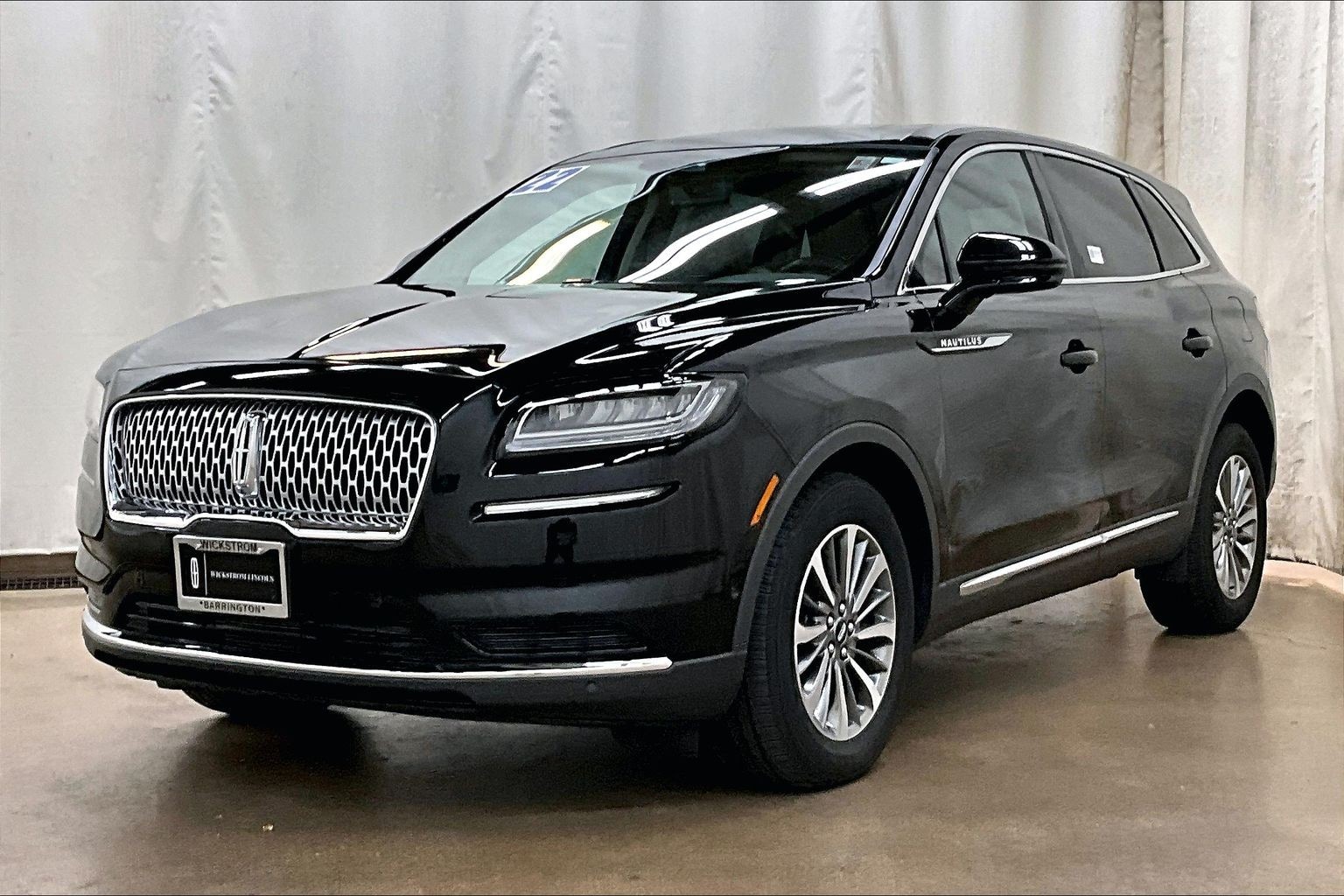 2022 Lincoln Nautilus Reserve AWD's photo