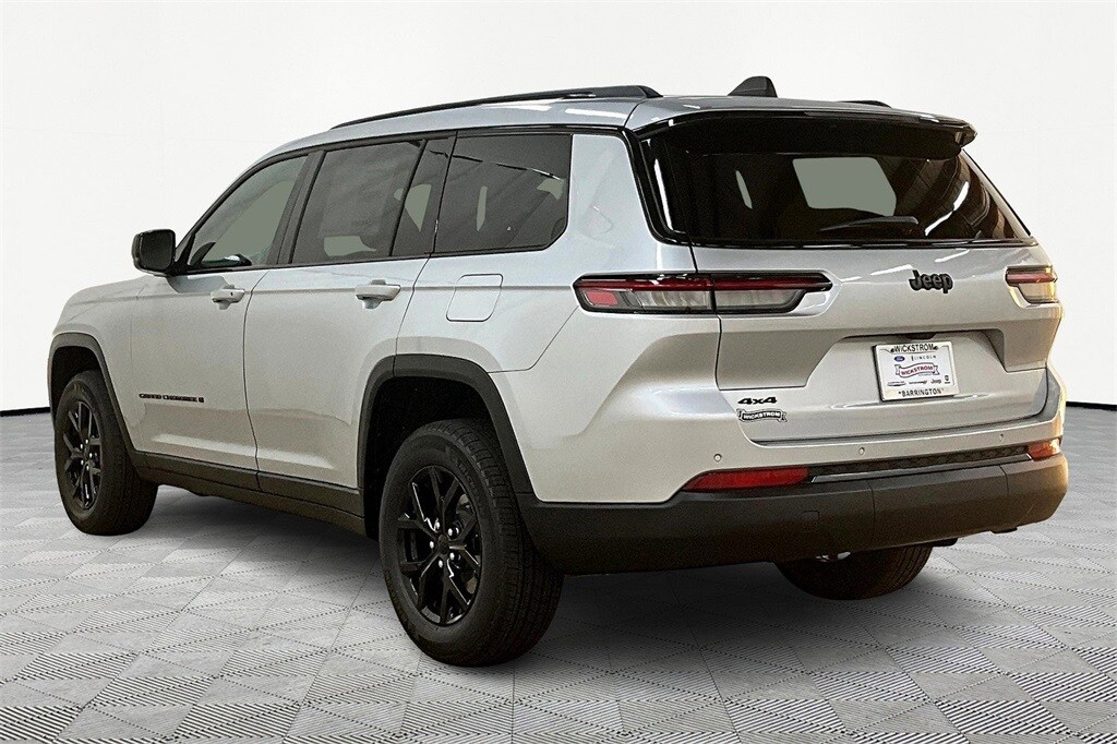 2025 Jeep Grand Cherokee Altitude X photo 3