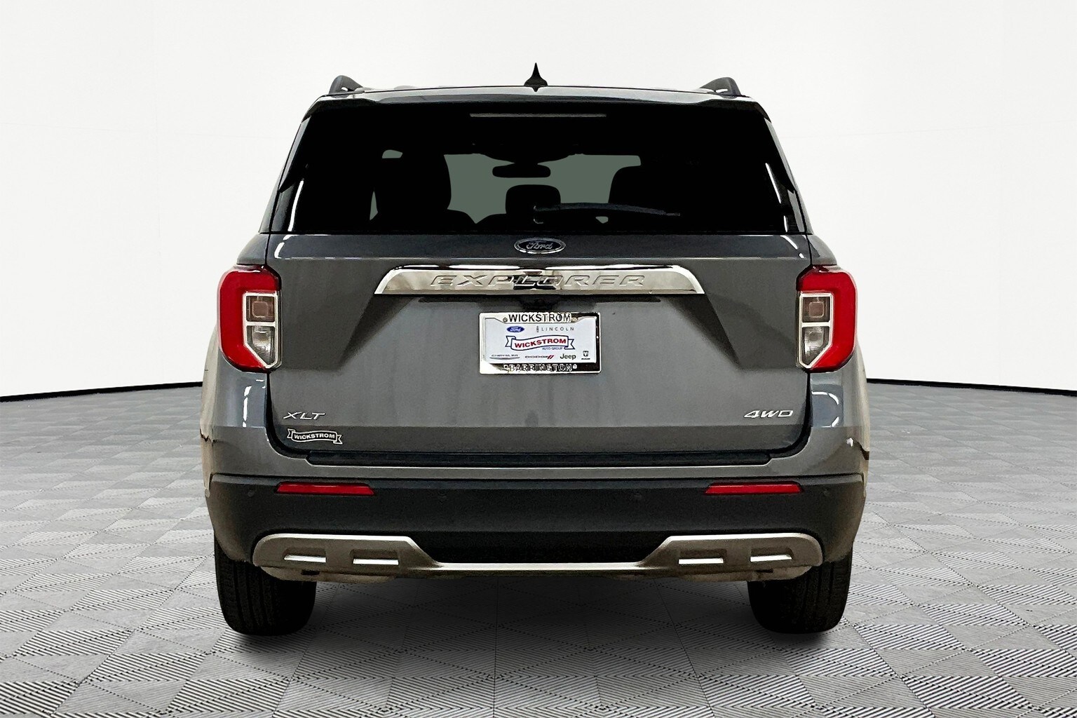 2023 Ford Explorer XLT photo 4