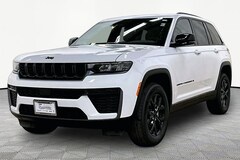 New 2026 Jeep Grand Cherokee Altitude Sport Utility Barrington Illinois