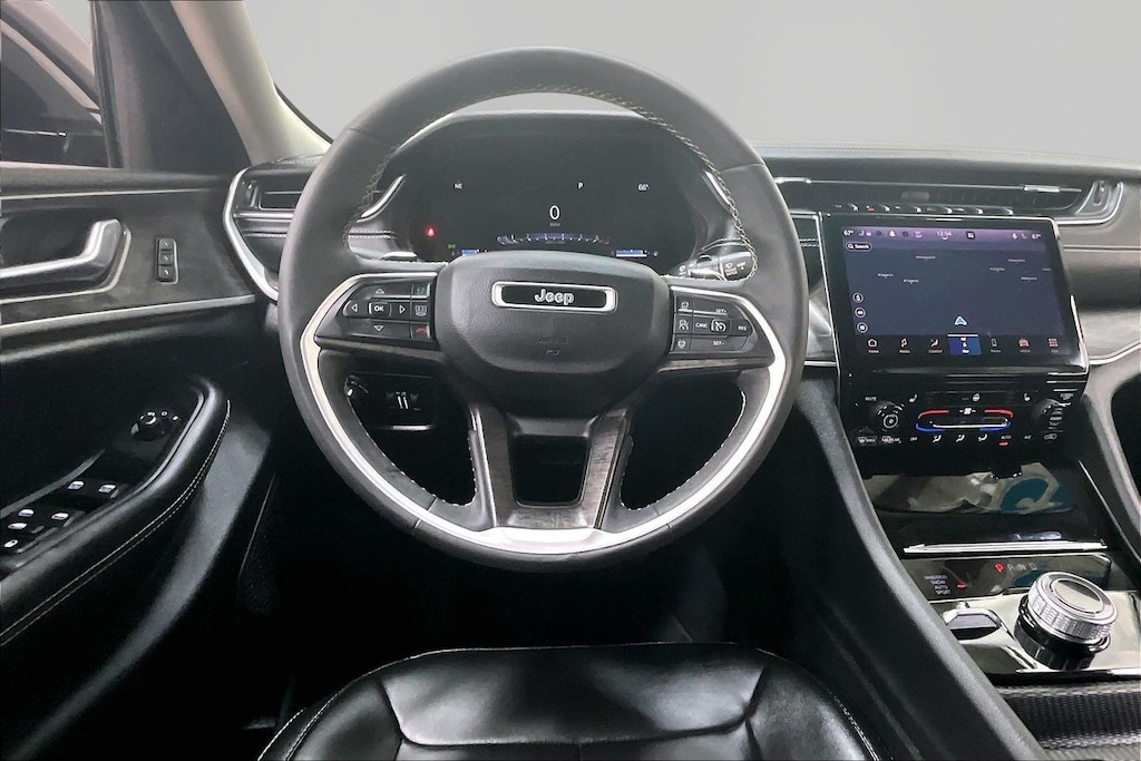 Used 2023 Jeep Grand Cherokee Limited SUV