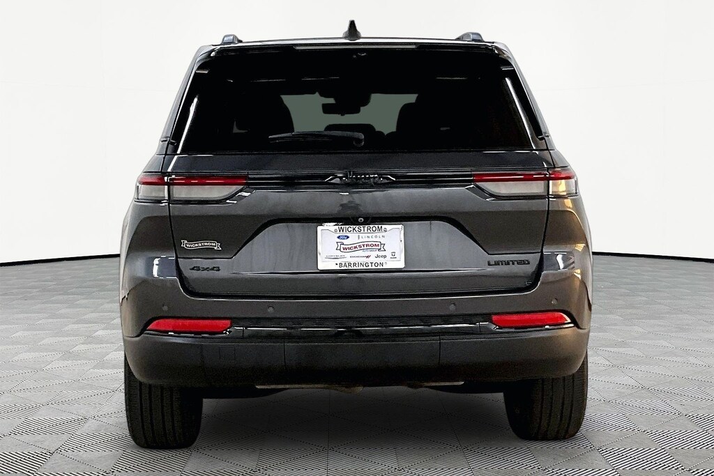 Used 2023 Jeep Grand Cherokee Limited SUV