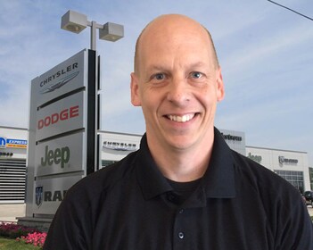 Staff member Brad Schneider from ID_cdbb78