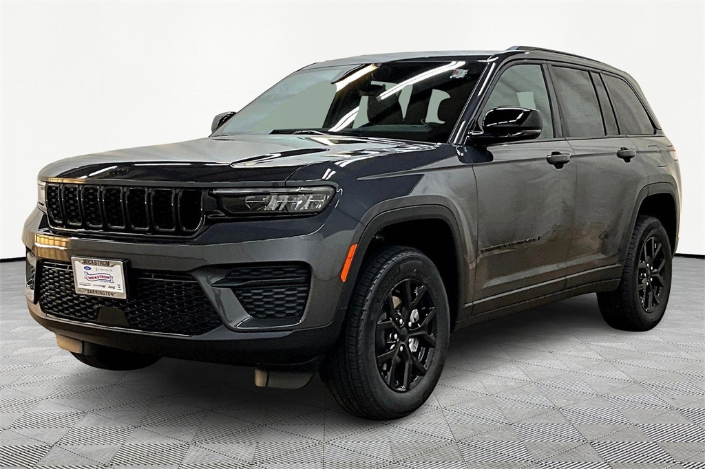2025 Jeep Grand Cherokee Altitude's photo