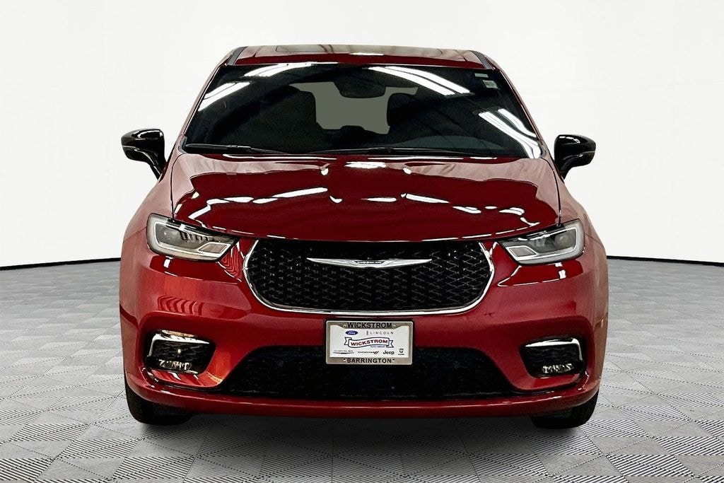 New 2026 Chrysler Pacifica Select Passenger Van