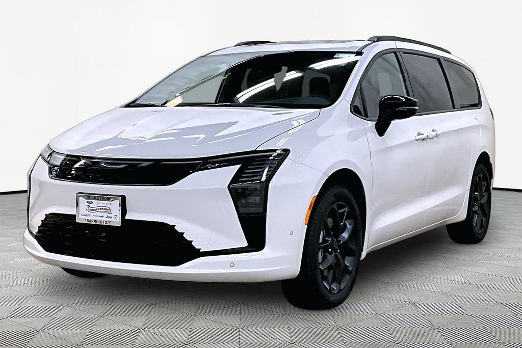 2027 Chrysler Pacifica Limited AWD's photo