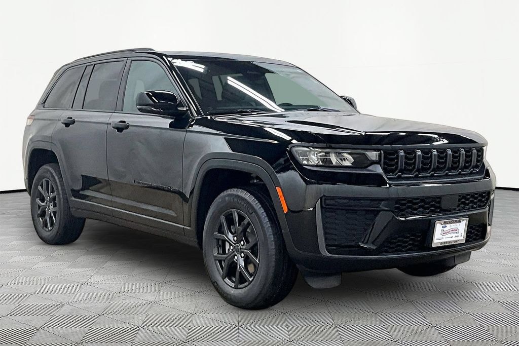 New 2027 Jeep Grand Cherokee Laredo Altitude SUV
