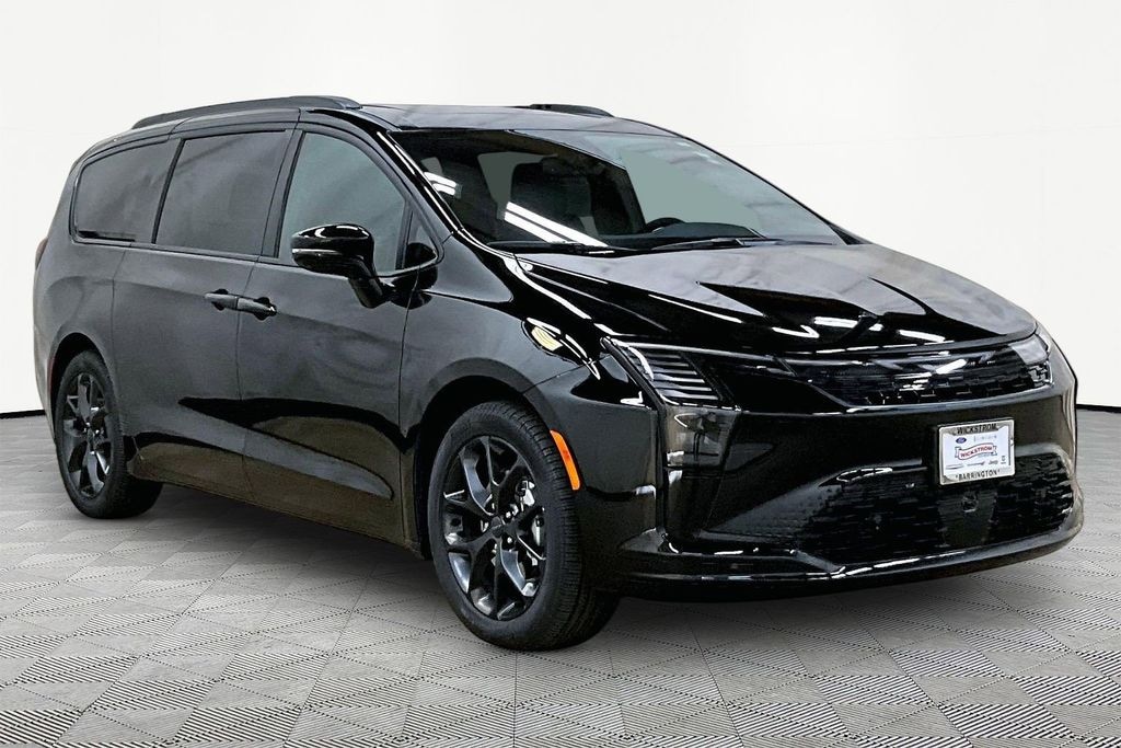 New 2027 Chrysler Pacifica Limited Passenger Van