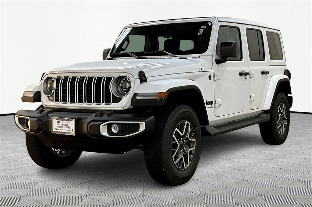 2026 Jeep Wrangler 4-Door Sahara's photo
