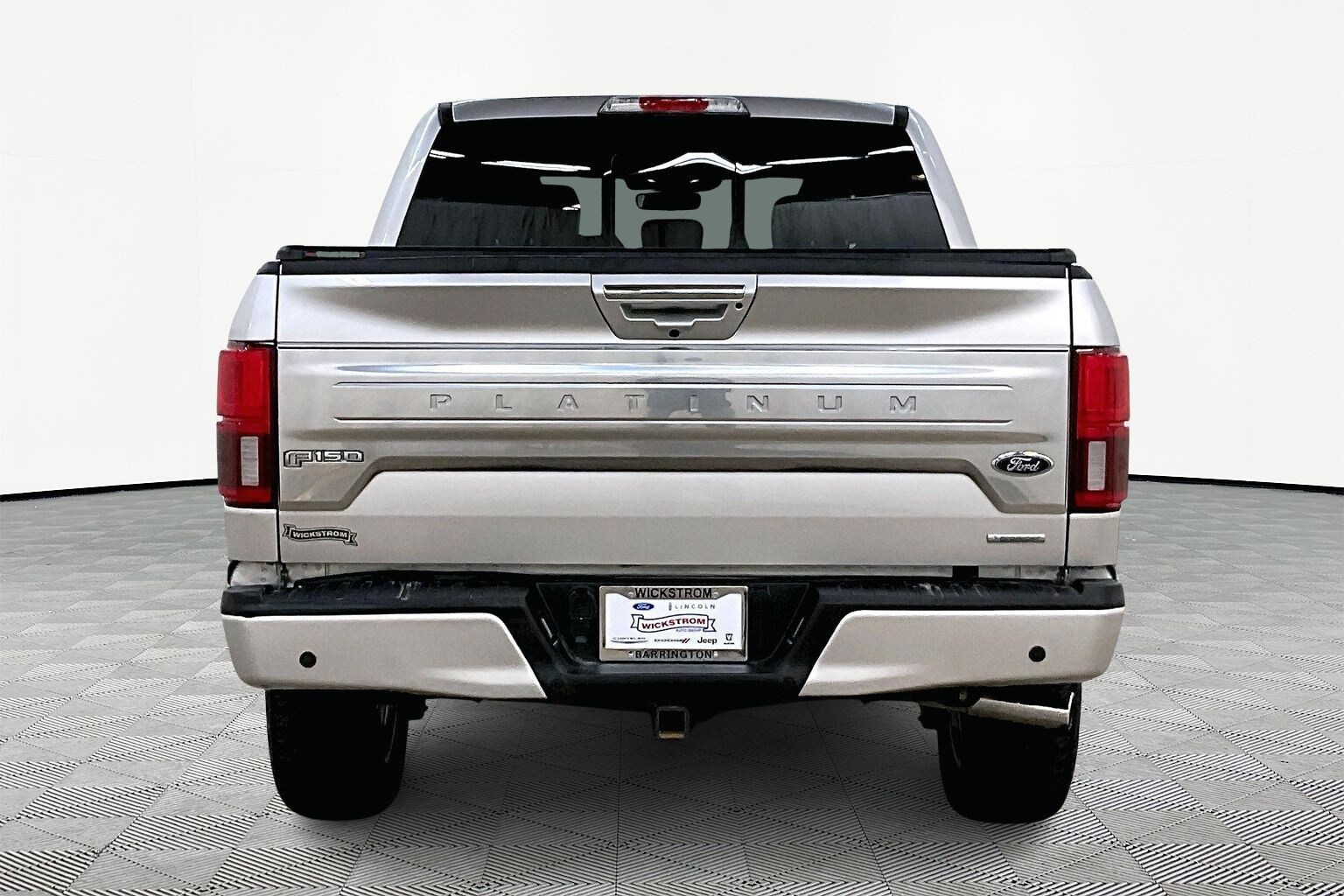 2018 Ford F-150 Platinum photo 3