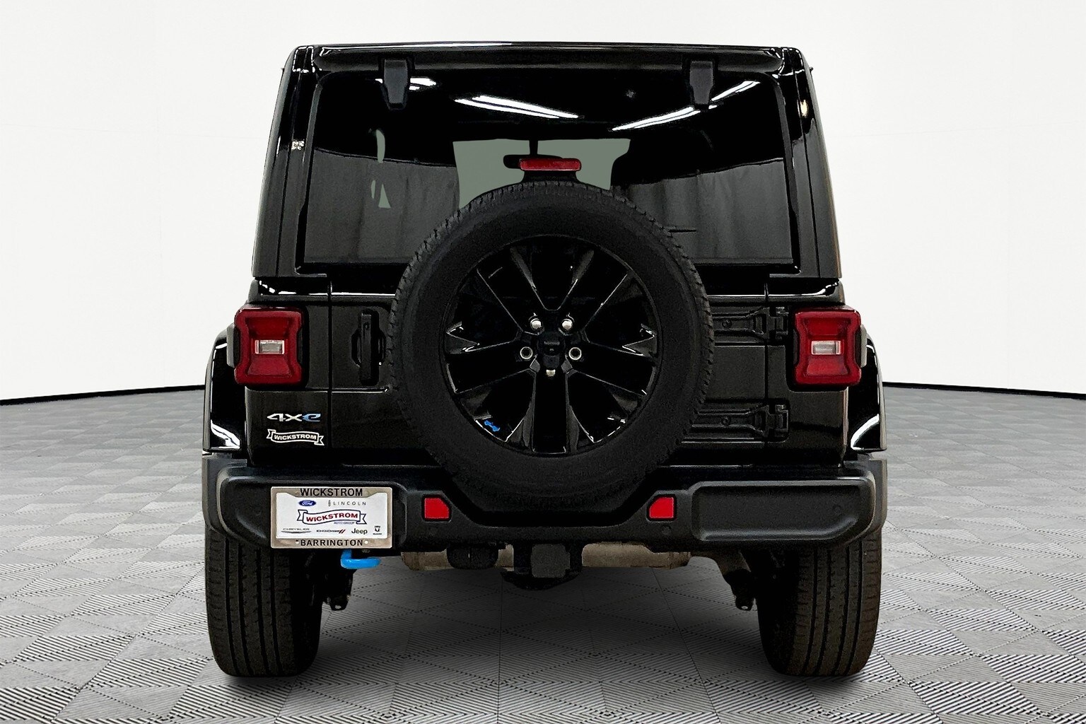 2023 Jeep Wrangler Sahara 4xe photo 4