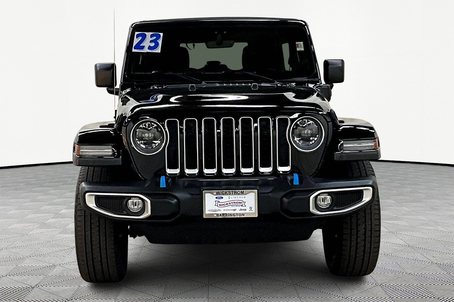 2023 Jeep Wrangler Sahara 4xe photo 3