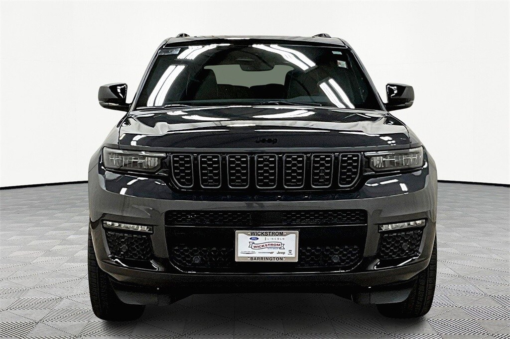 2025 Jeep Grand Cherokee L Summit photo 4