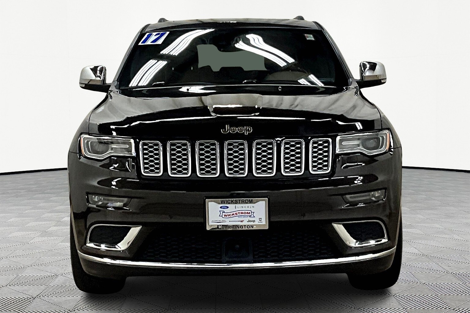 2017 Jeep Grand Cherokee Summit photo 3